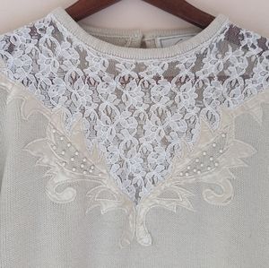 Vintage Knit Sweater Cream Beige Lace Pearl Beading and Applique Pattern Medium